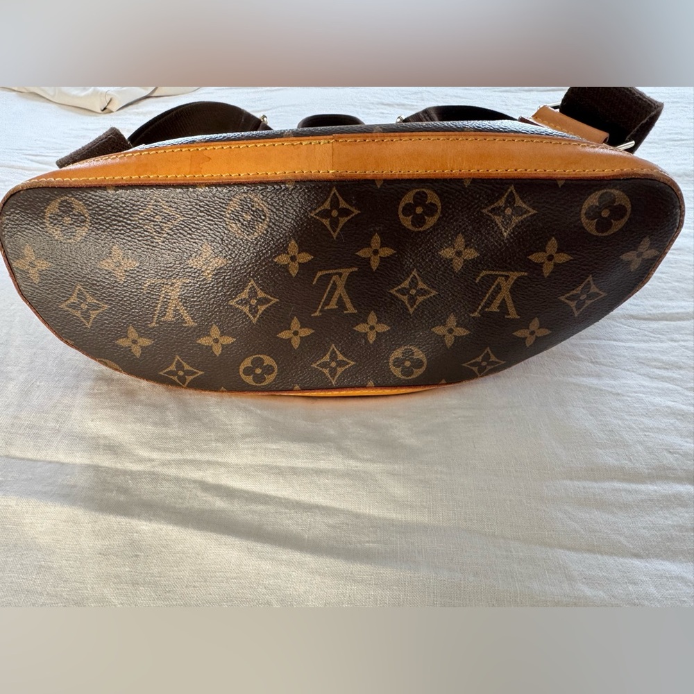 Authentic Louis Vuitton Sac à Dos Bosphore Backpack – Excellent Condition - Picture 12 of 16